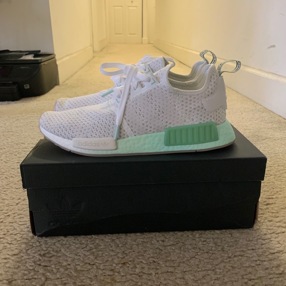 NMD_R1 Knit ‘White Blush Green’